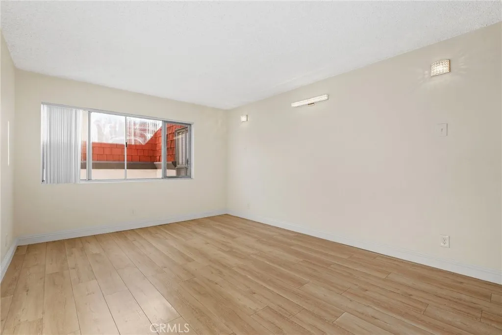 5651 Sumner Way 310, Culver City, California 90230 home-pic-14