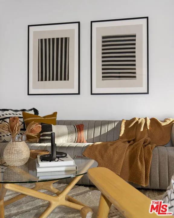 3744 Redwood Avenue, Los Angeles, California 90066 home-pic-19