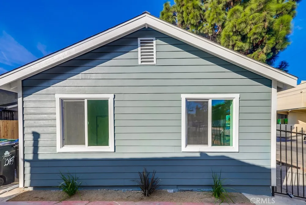 1291 E 40th, Los Angeles, California 90011 home-pic-27