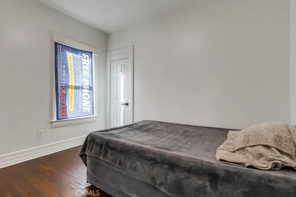 1291 E 40th, Los Angeles, California 90011 home-pic-21