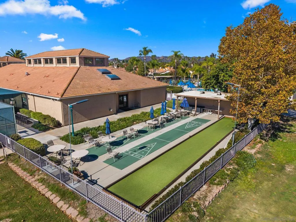40222 Colony Dr, Murrieta, California 92562 home-pic-37