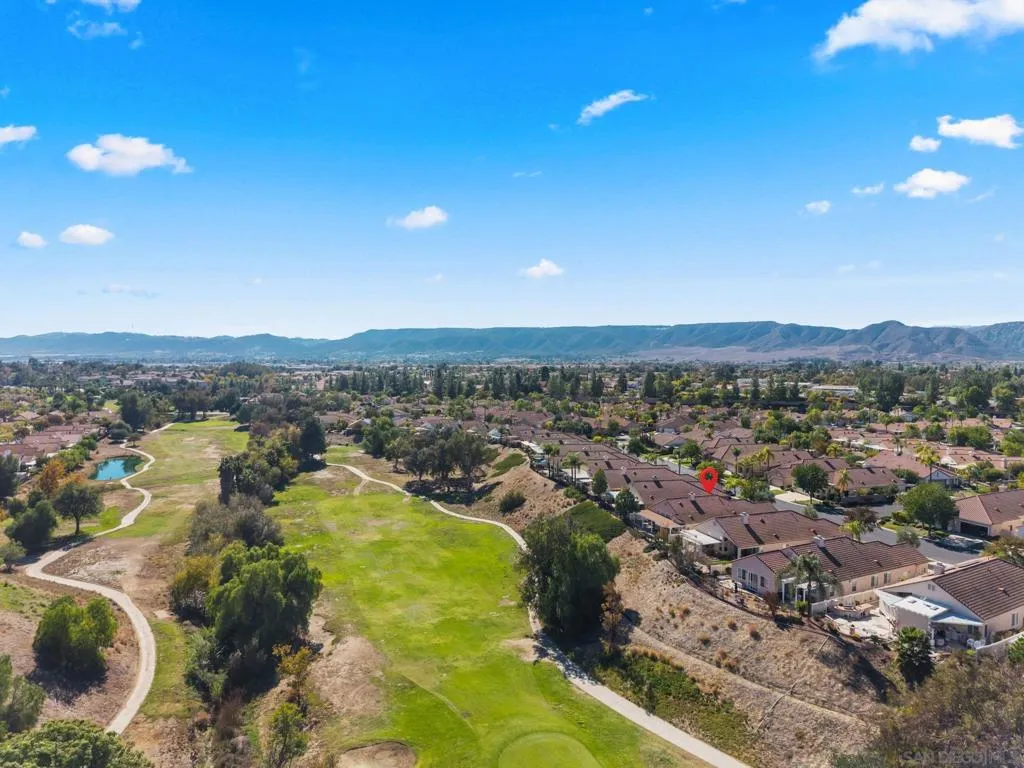 40222 Colony Dr, Murrieta, California 92562 home-pic-42