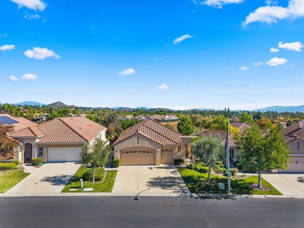 40222 Colony Dr, Murrieta, California 92562 home-pic-47