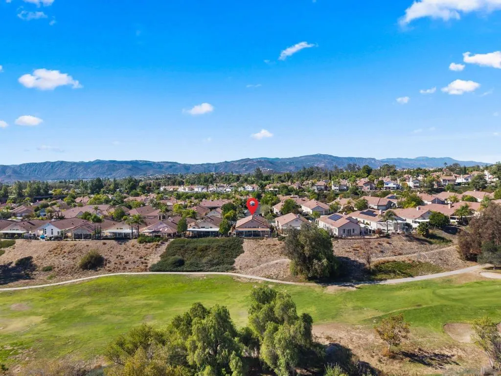 40222 Colony Dr, Murrieta, California 92562 home-pic-43