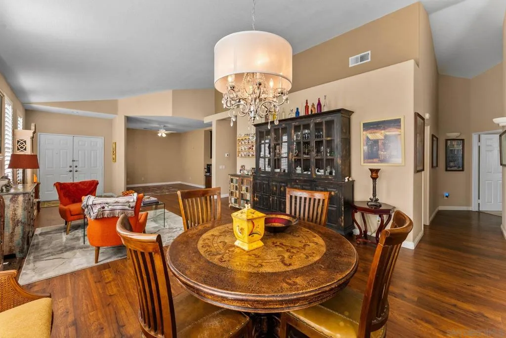40222 Colony Dr, Murrieta, California 92562 home-pic-6