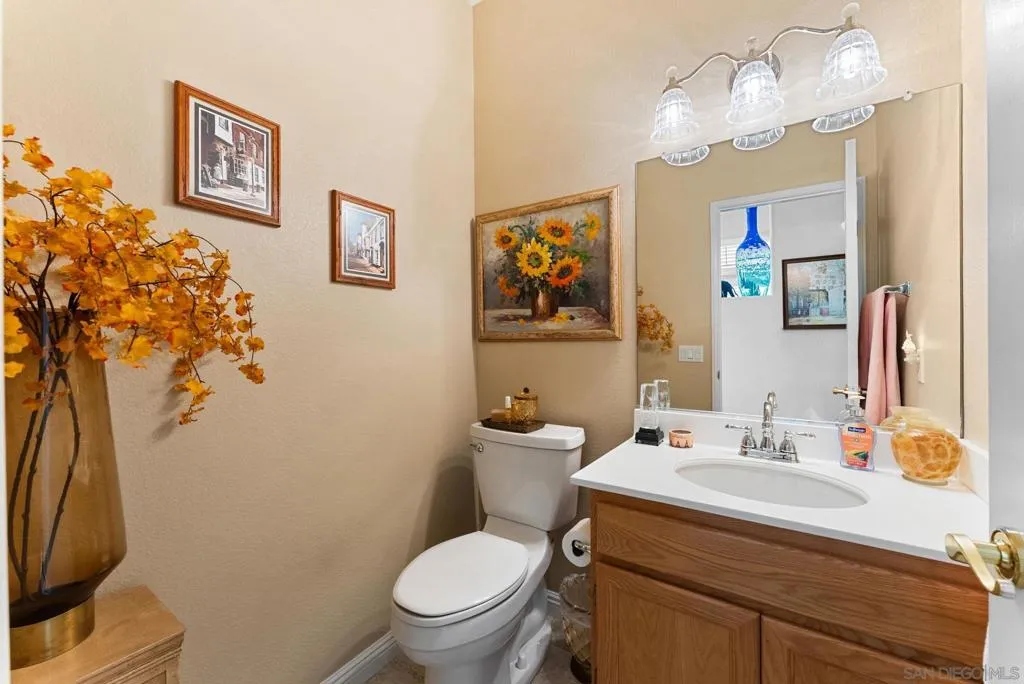 40222 Colony Dr, Murrieta, California 92562 home-pic-8