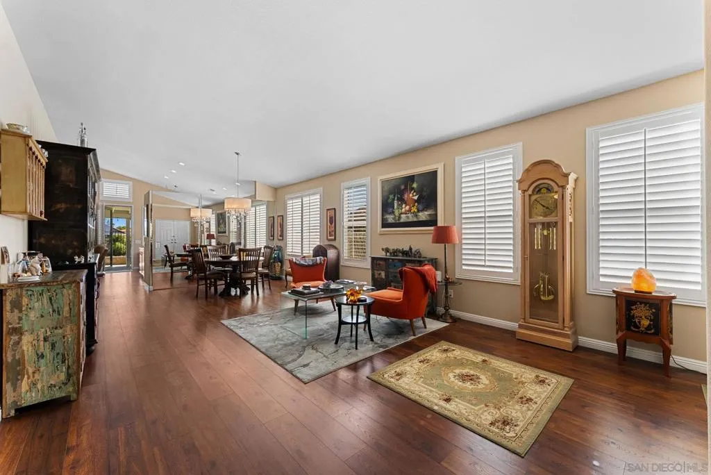 40222 Colony Dr, Murrieta, California 92562 home-pic-4