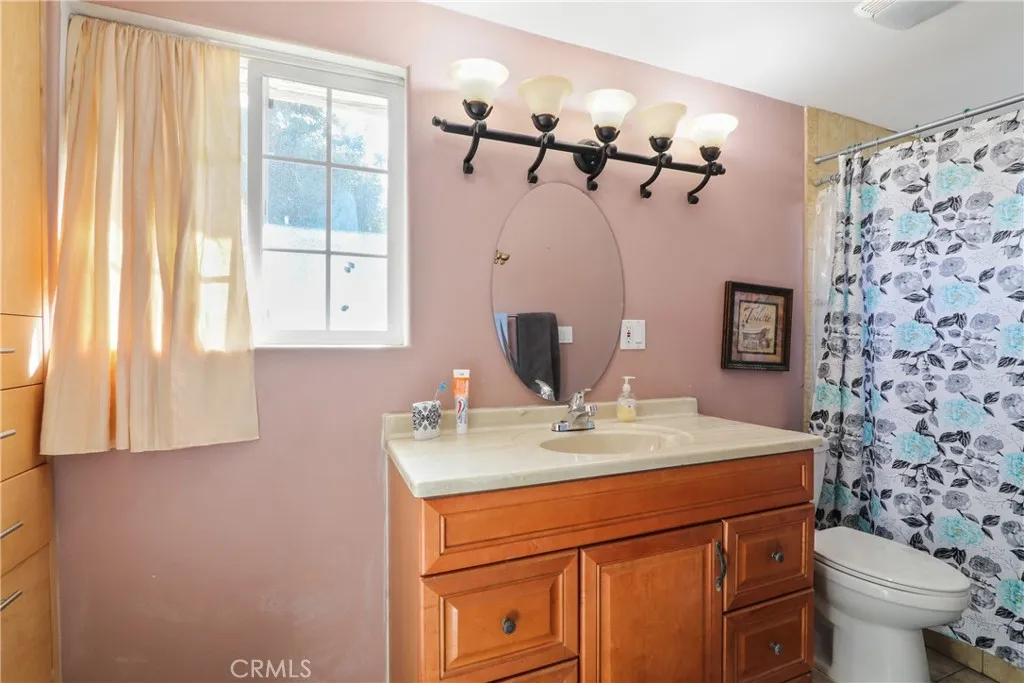 10748 Elliott, South El Monte, California 91733 home-pic-8