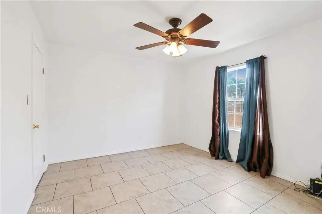 10748 Elliott, South El Monte, California 91733 home-pic-9