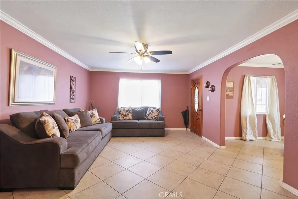 10748 Elliott, South El Monte, California 91733 home-pic-3