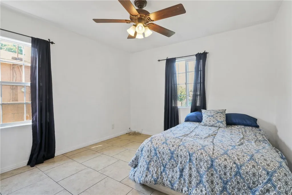 10748 Elliott, South El Monte, California 91733 home-pic-11