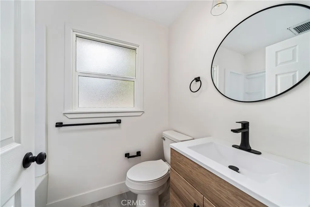 779 E Columbia, Pomona, California 91767 home-pic-18