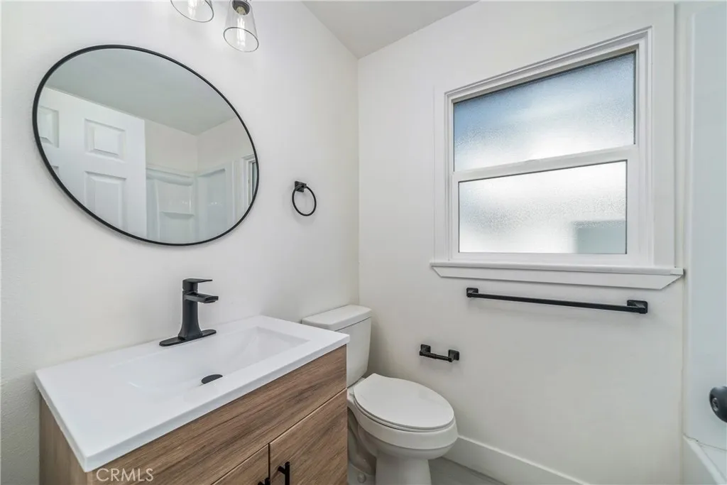 779 E Columbia, Pomona, California 91767 home-pic-33