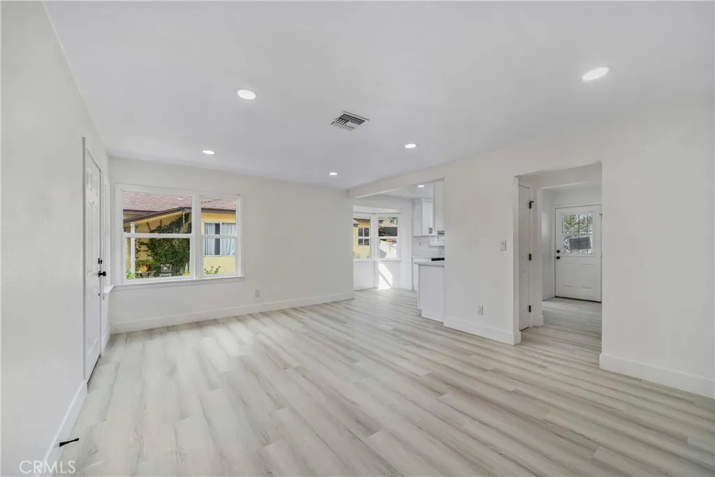 779 E Columbia, Pomona, California 91767 home-pic-25