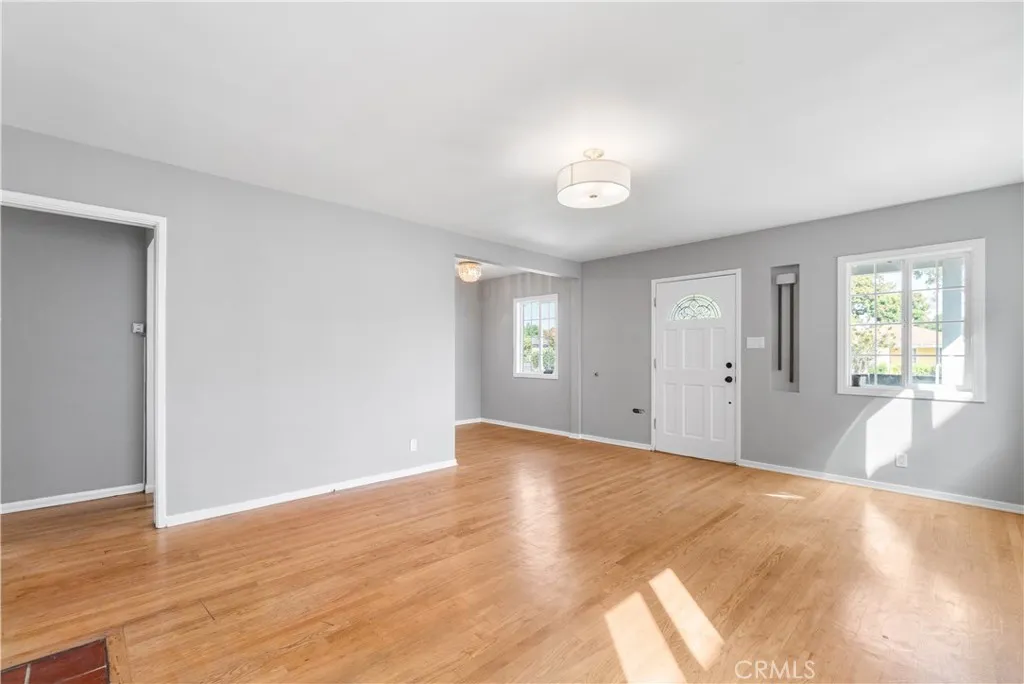 2535 S S Bundy, West Los Angeles, California 90064 home-pic-6