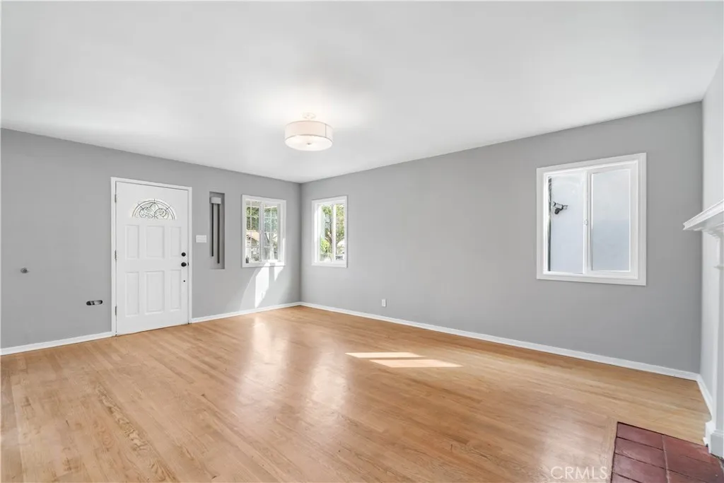 2535 S S Bundy, West Los Angeles, California 90064 home-pic-8