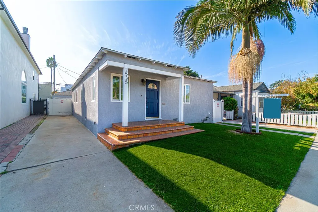 2535 S S Bundy, West Los Angeles, California 90064 home-pic-1