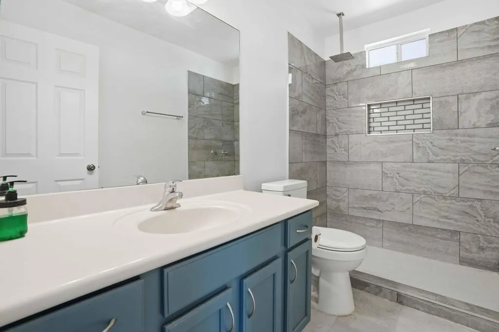 2352 Shore Isle Avenue, Thermal, California 92274 home-pic-12