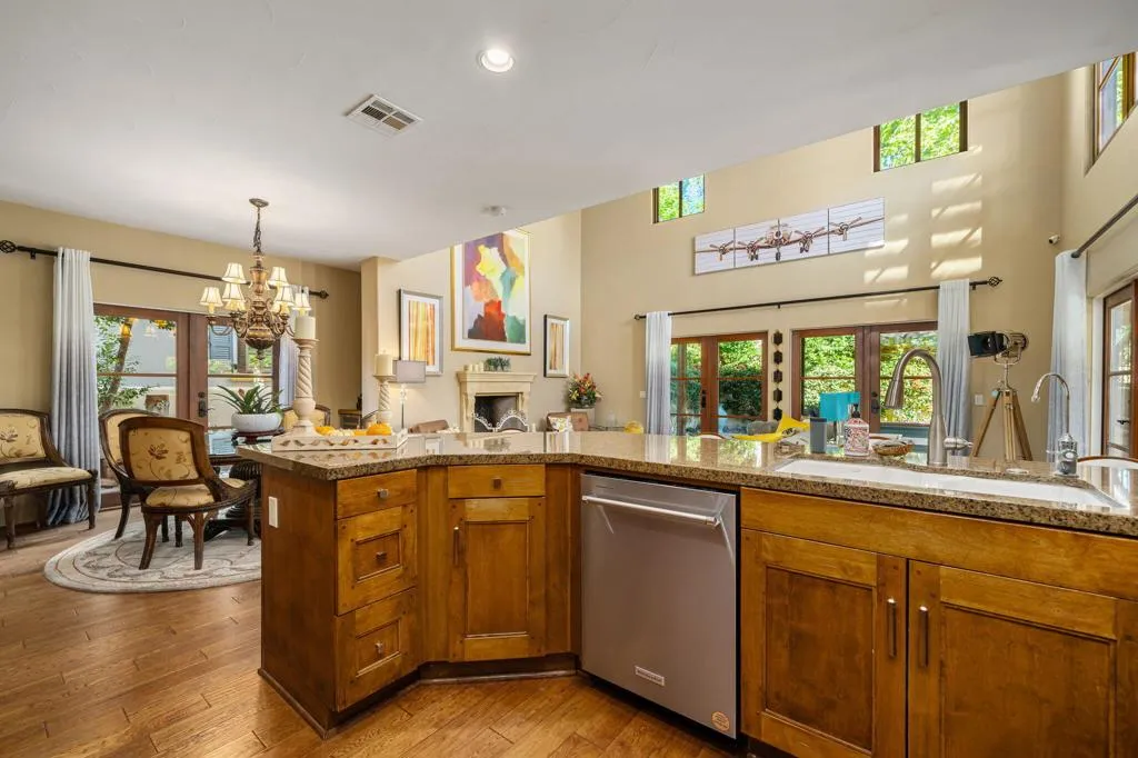 398 Villaggio Drive S, Palm Springs, California 92262 home-pic-7