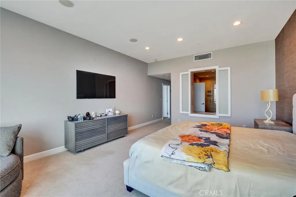 900 W Olympic Boulevard 45f, Los Angeles, California 90015 home-pic-16