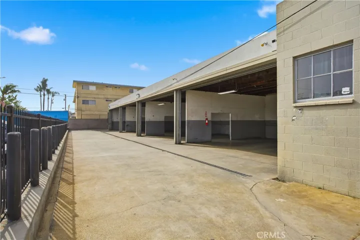 4202 W El Segundo Boulevard, Hawthorne, California 90250