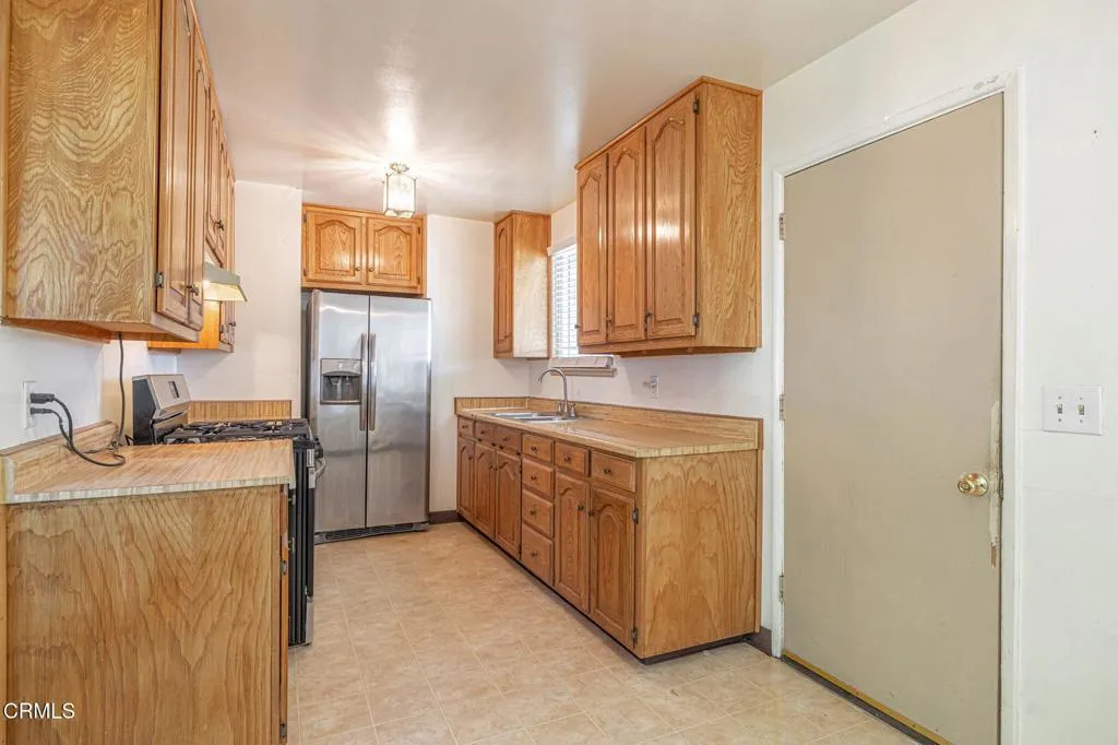 45309 Newtree Avenue, Lancaster, California 93534 home-pic-12