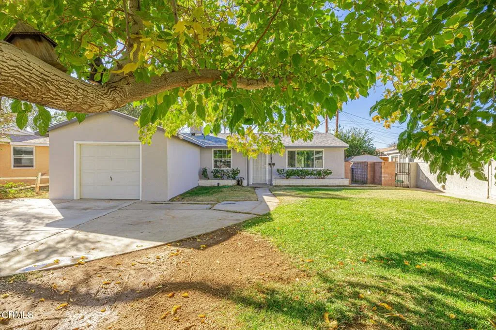 45309 Newtree Avenue, Lancaster, California 93534 home-pic-0