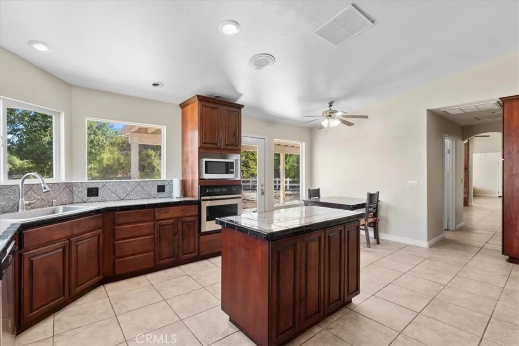 20626 Dunsmuir Place, Perris, California 92570 home-pic-18