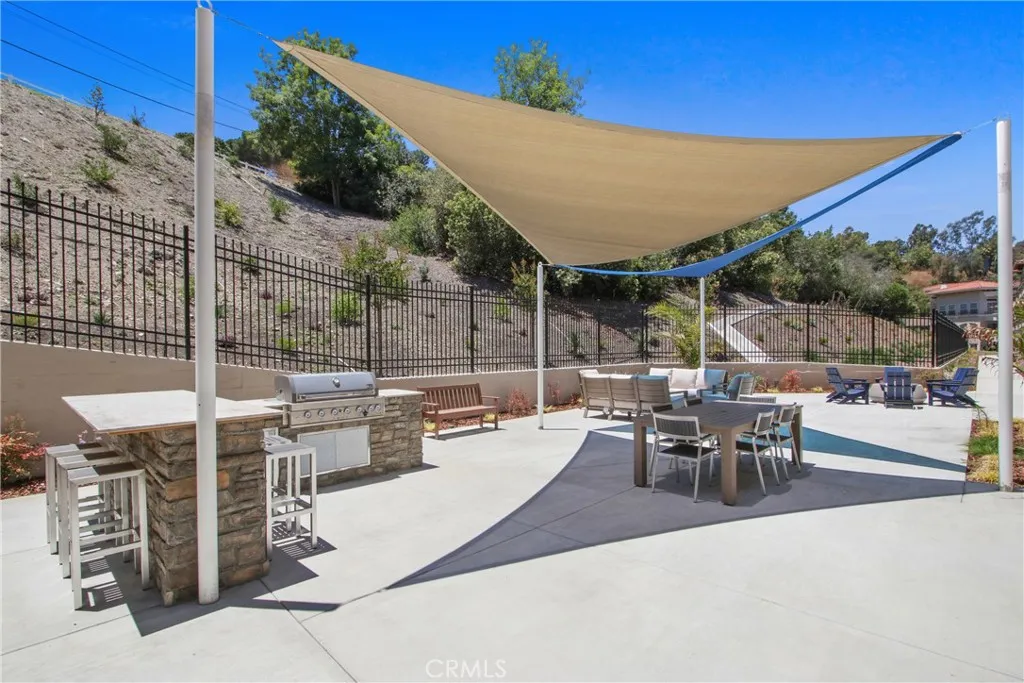 927 Deep Valley Drive 112, Rolling Hills Estates, California 90274 home-pic-21
