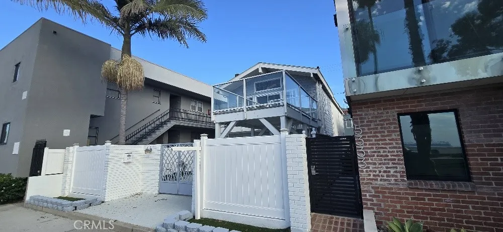 5331 E Ocean Boulevard, Long Beach, California 90803