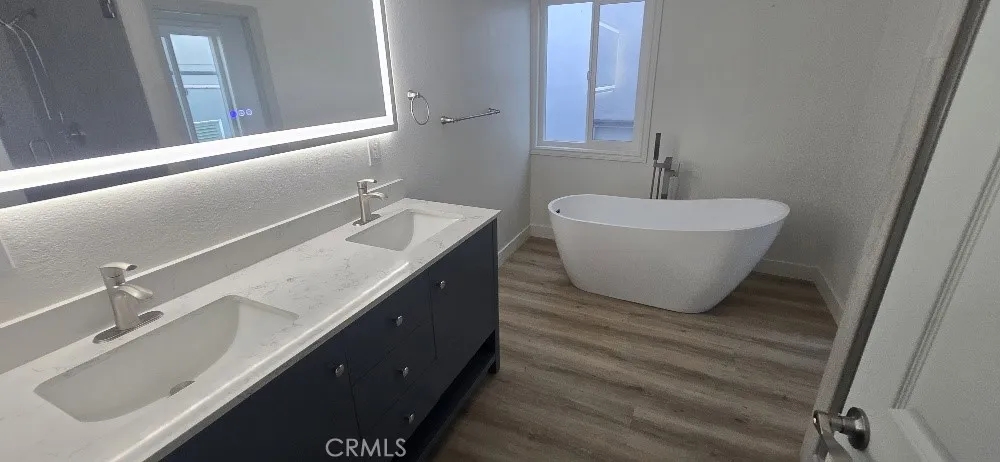 5331 E Ocean Boulevard, Long Beach, California 90803