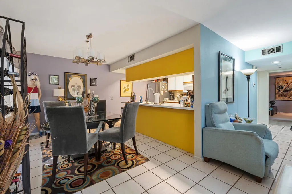 200 E Racquet Club Road 69, Palm Springs, California 92262 home-pic-9