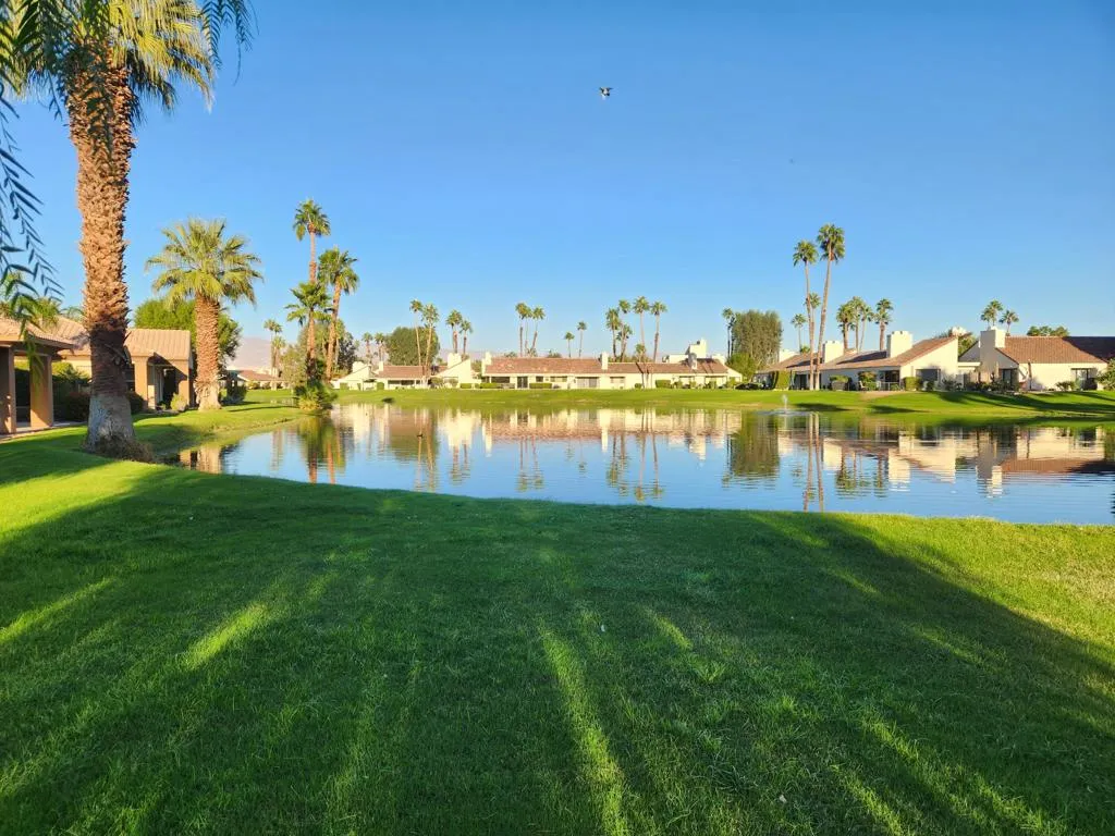 19 Wimbledon Circle, Rancho Mirage, California 92270 home-pic-30