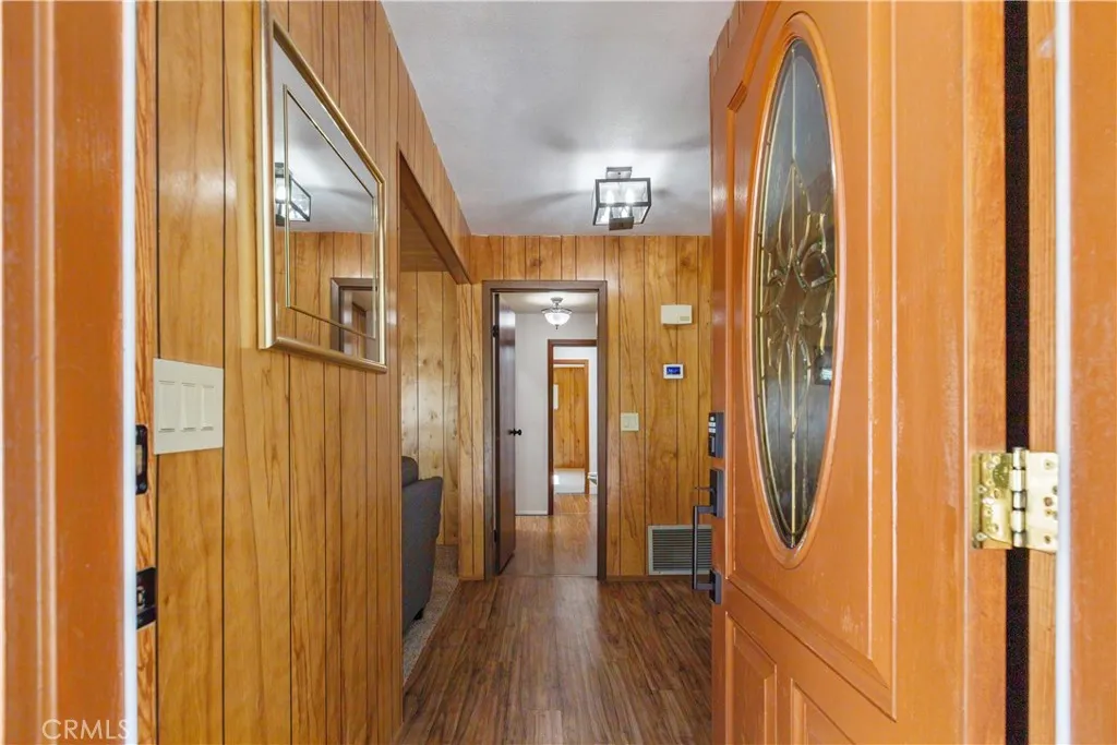784 Apple Avenue, Wrightwood, California 92397 home-pic-7