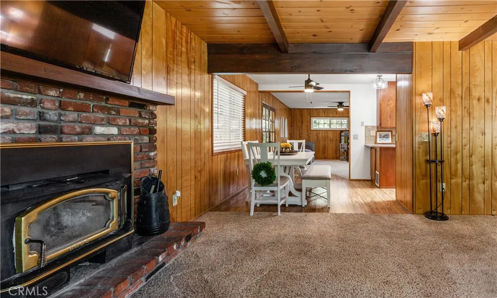 784 Apple Avenue, Wrightwood, California 92397 home-pic-10