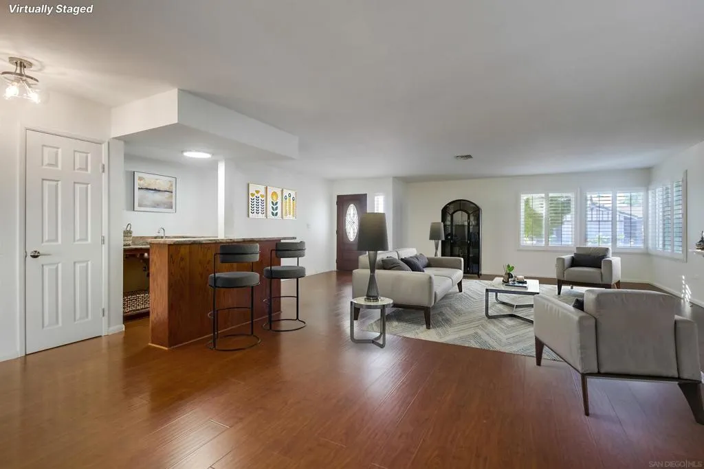 10289 Drumcliff Avenue, San Diego, California 92126 home-pic-1
