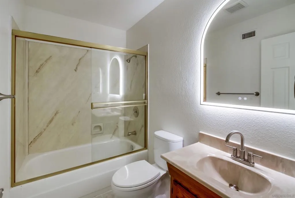 10289 Drumcliff Avenue, San Diego, California 92126 home-pic-25