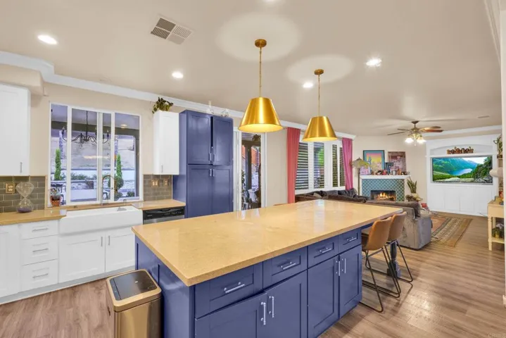 8359 Clover Creek Road, Riverside, California 92508