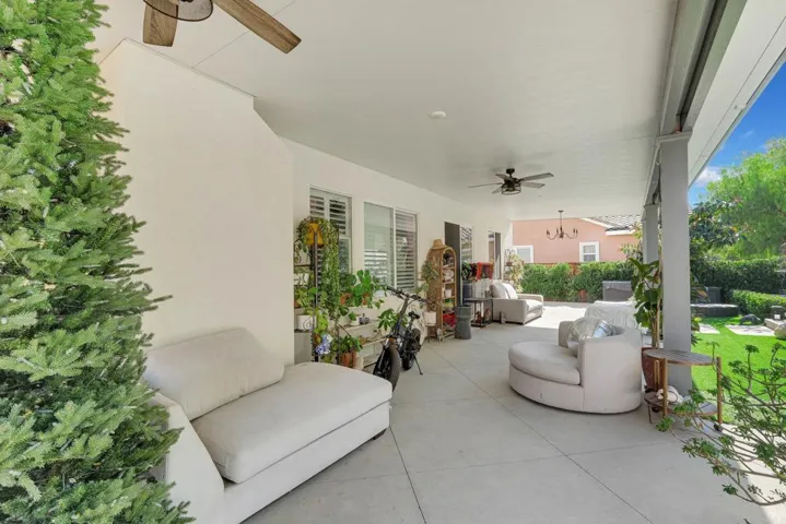 8359 Clover Creek Road, Riverside, California 92508