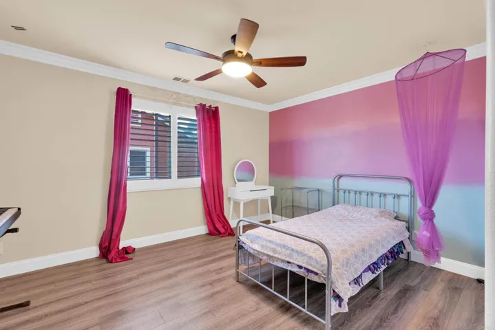 8359 Clover Creek Road, Riverside, California 92508