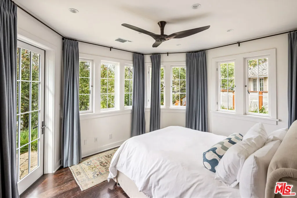 7 Latimer Road, Santa Monica, California 90402 home-pic-22