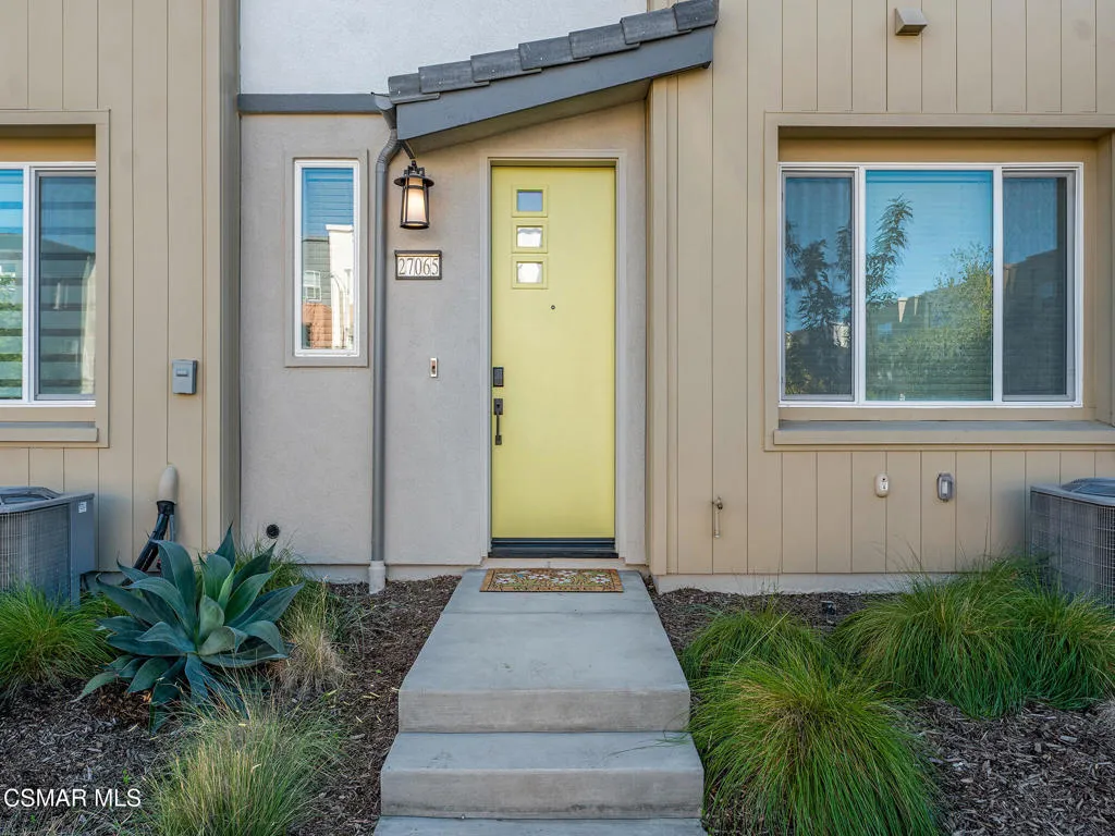 27065 Tanager Lane, Valencia, California 91381 home-pic-36