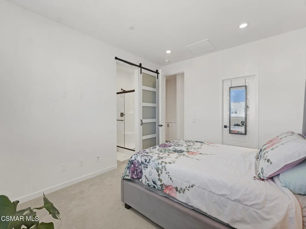 27065 Tanager Lane, Valencia, California 91381 home-pic-25