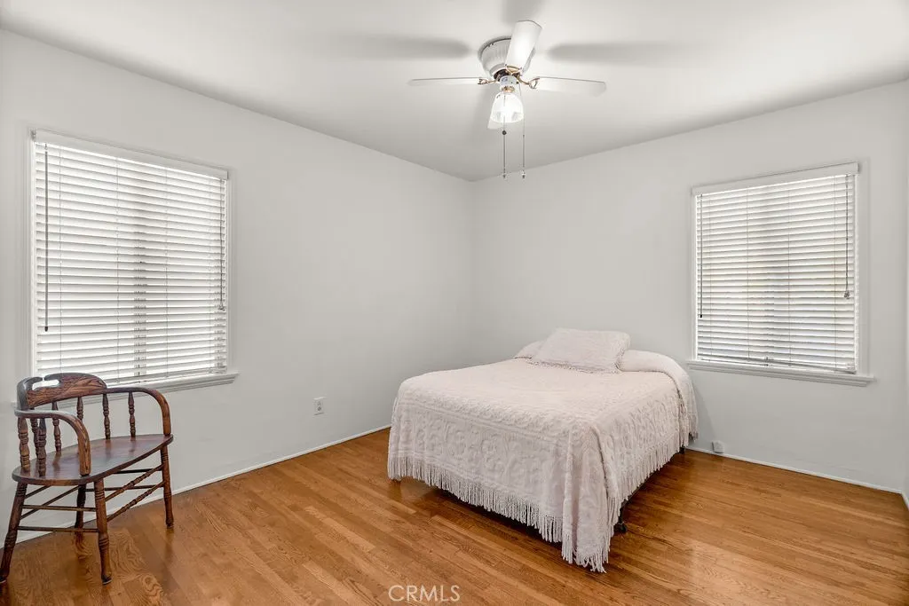 3448 Clark, Long Beach, California 90808 home-pic-19