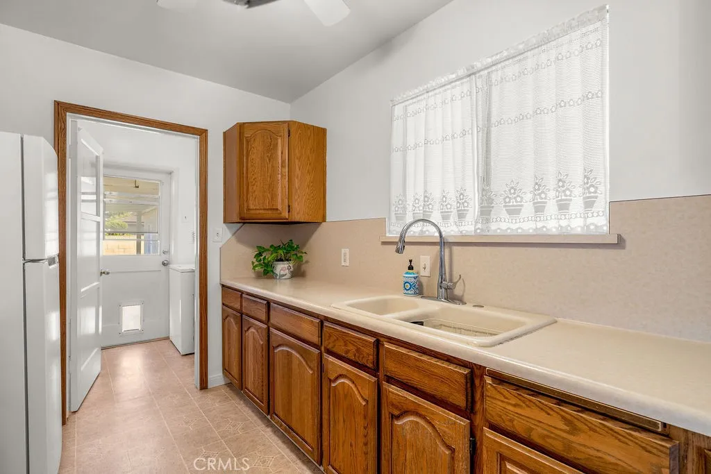 3448 Clark, Long Beach, California 90808 home-pic-13