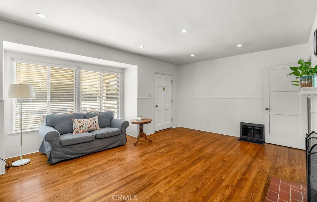 3448 Clark, Long Beach, California 90808 home-pic-6