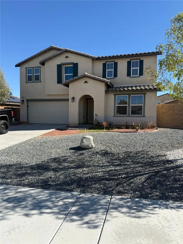 15927 Opal Mountain, Victorville, California 92394 home-pic-1