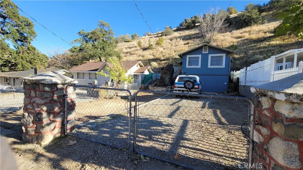 516 South, Lebec, California 93243 home-pic-1