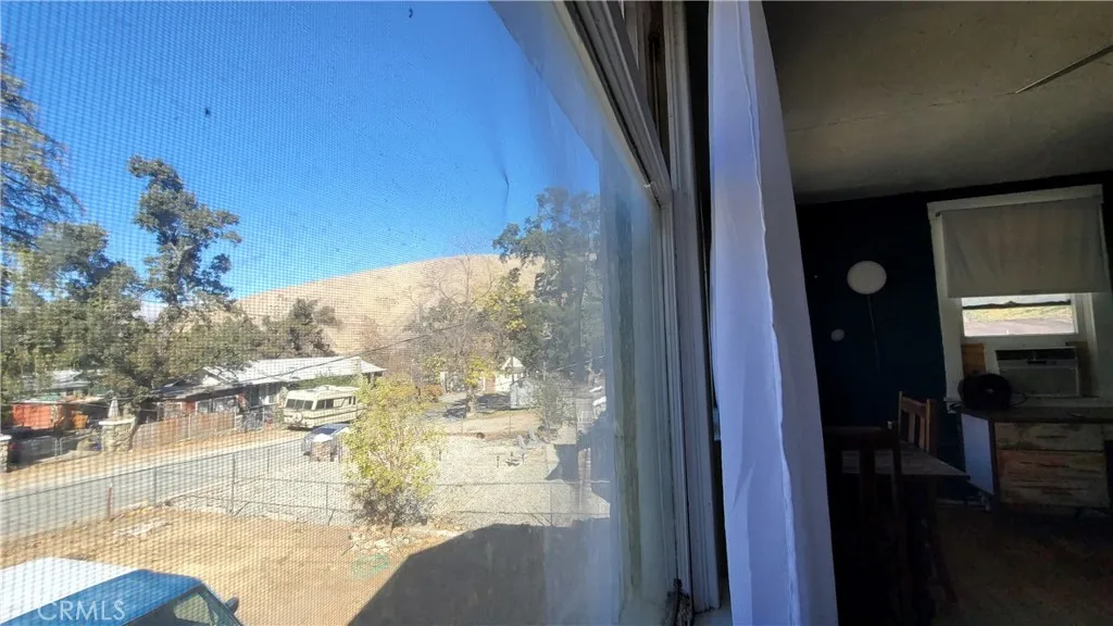 516 South, Lebec, California 93243 home-pic-20