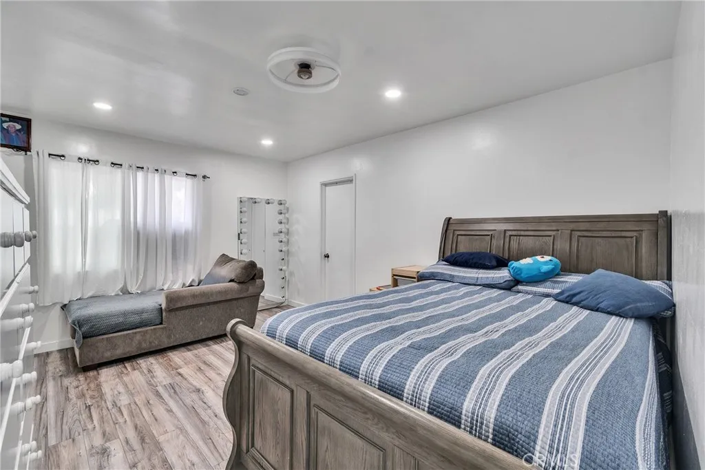 5121 Sierra Street, Riverside, California 92504 home-pic-27